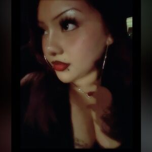 meet your posher, luci🖤